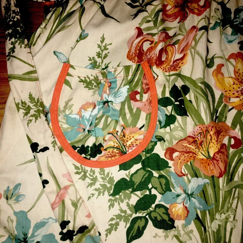 Vintage Handmade Floral Cooking Kitchen Apron Grandmacore‎ Cottagecore Bib Style